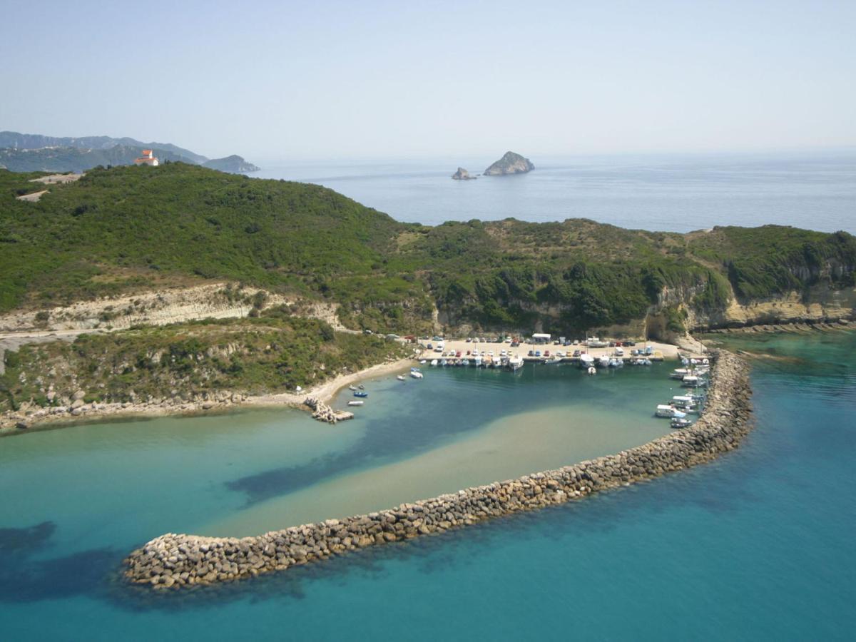 Villa Quietude Agios Stefanos Avliotes  Exterior photo